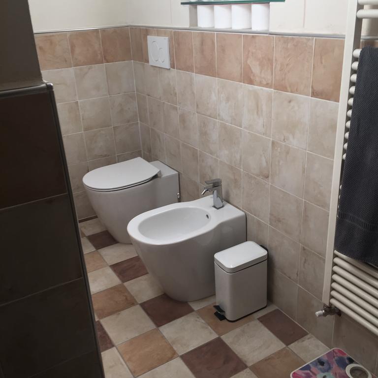 Palazzo Carasi Apartments Cremona Ngoại thất bức ảnh