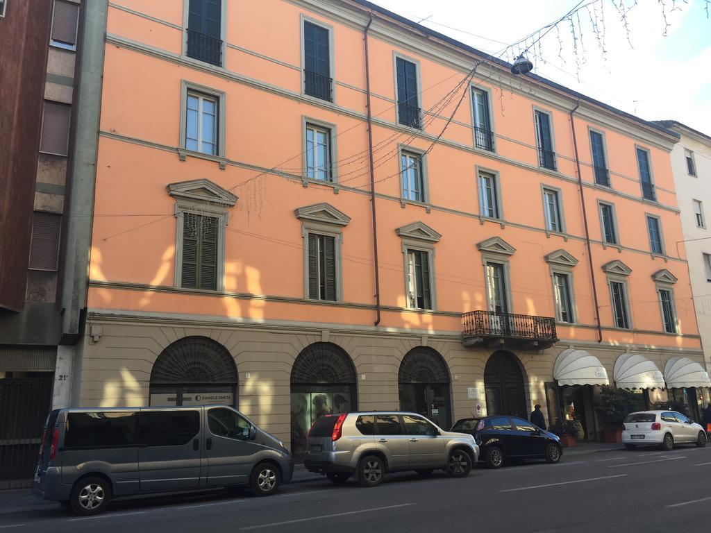 Palazzo Carasi Apartments Cremona Ngoại thất bức ảnh